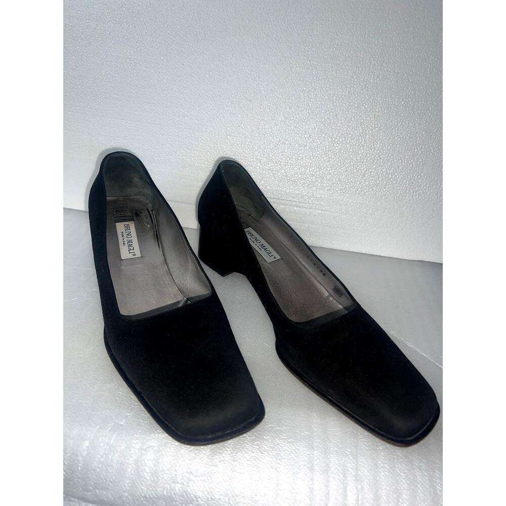 Bruno Magli Black Suede Square Toe Block Heels 90s Style w/ Shoe Bag 7.5 AA